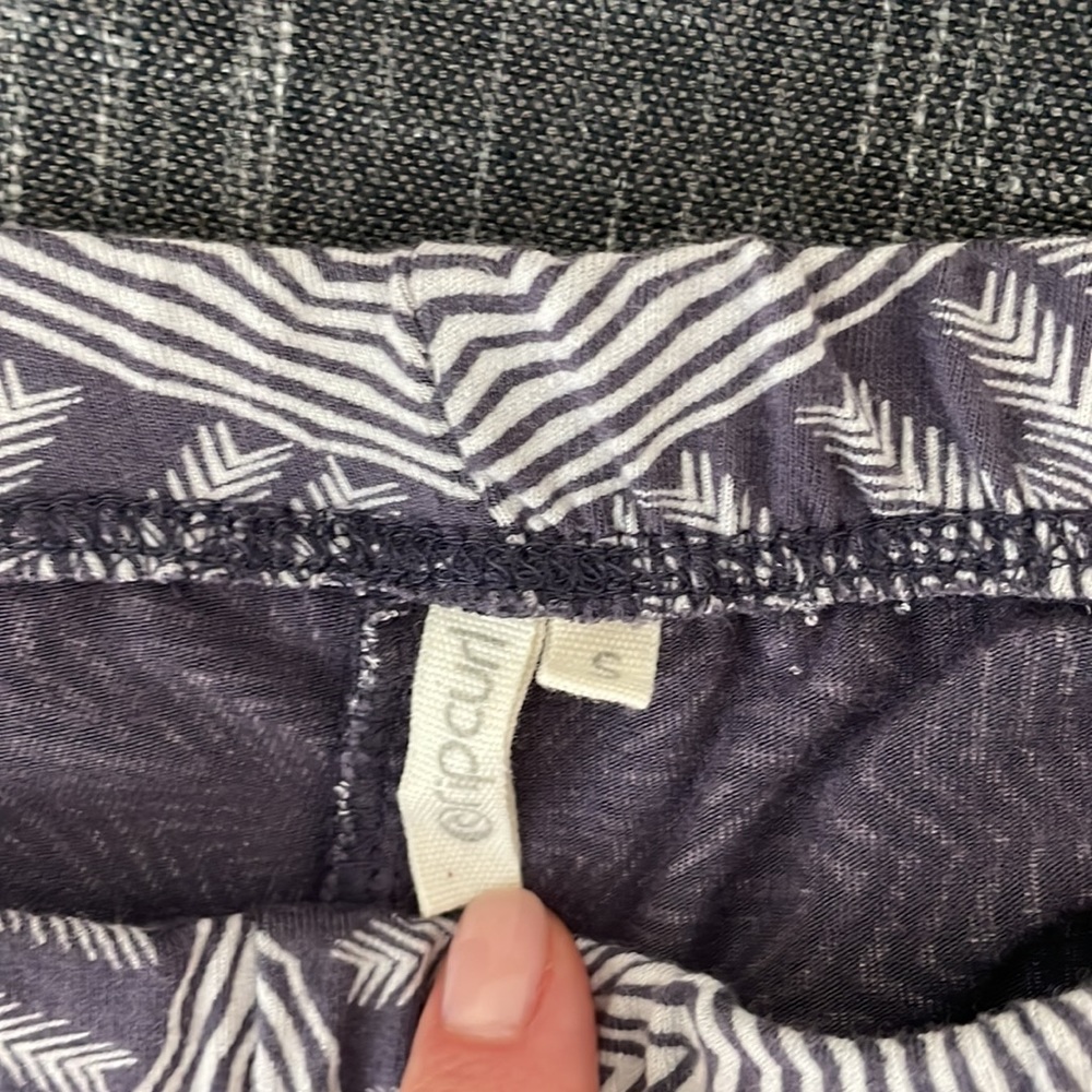 Bell bottoms - Picture 4 of 7